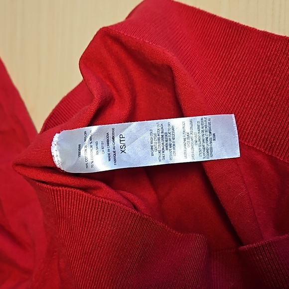 Red Knit Turtleneck Shirt Long Sleeve, size XS - Picture 6 of 13